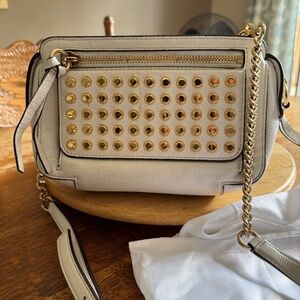 Micheal Kors, crossbody. White.